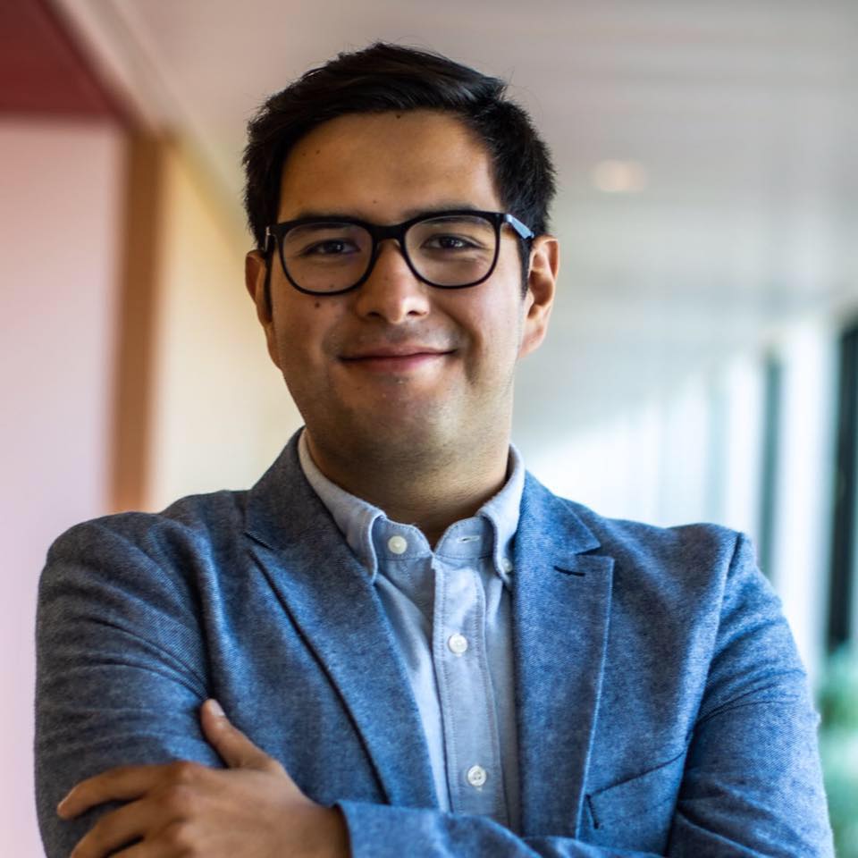 Picture of Carlos Alvarez
